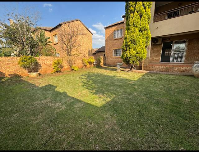 2 BEDROOM APARTMENT FOR SALE IN ECO PARK ESTATE